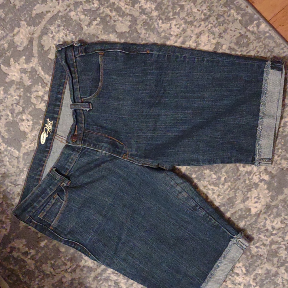 Old Navy The Flirt Jean Shorts (Size 10)